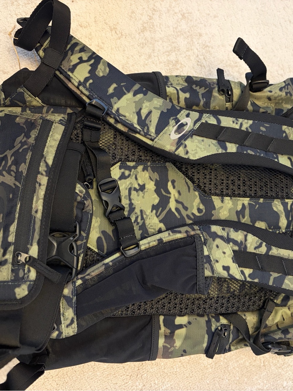 Oakley Camo Roll-Top Backpack - Green Camo - Picture 5 of 8